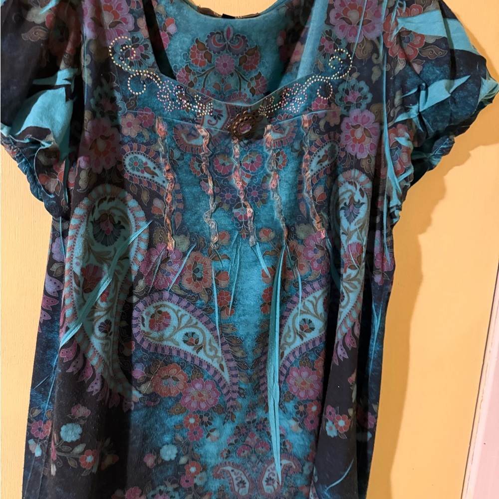 Floral Embellished Women's Top - Teal and Black